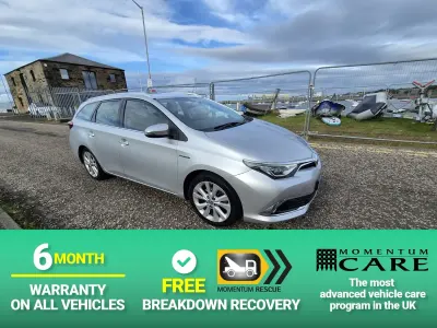 Used Toyota Auris Hybrid