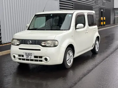 Gebraucht Nissan Cube 2011 Weiß Van / Kleinbus
