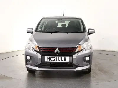 Usado Mitsubishi Mirage 71 HP (52 kW) 2021 Cinzento Citadino