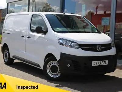 Used Vauxhall Vivaro 145 HP (106 kW) 2023 White MPV
