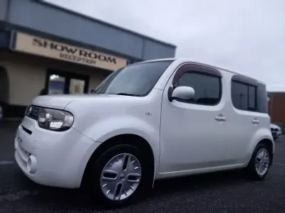Used Nissan Cube 2012 White MPV