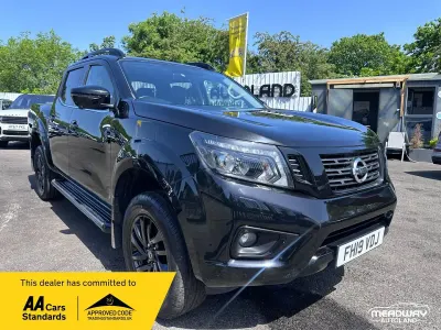 Usado Nissan Navara N-Guard 190 CV (139 kW) 2019 Negro Pickup/Camioneta