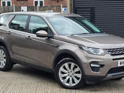 Used Land Rover Discovery Sport SE 180 HP (132 kW) 2016 Brown SUV