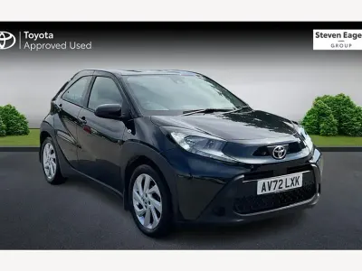 Used Toyota Aygo X PURE 72 HP (52 kW) 2022 Black SUV