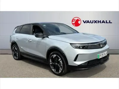 Used Vauxhall Grandland Ultimate 156 kW (213 HP) 2025 Grey SUV