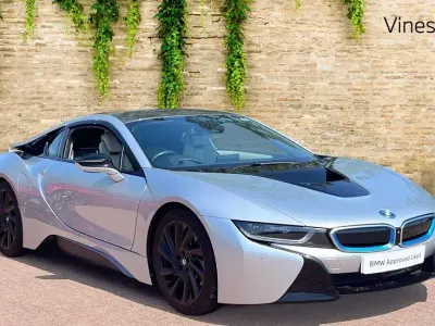 Used BMW i8 Comfort Edition 362 HP (266 kW) 2017 Silver Coupe