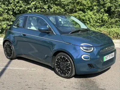 Used Fiat 500e La Prima 86 kW (118 HP) 2021 Green Hatchback