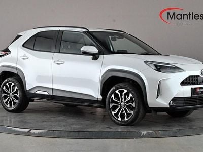 White Used 2024 Toyota Yaris Design SUV | £19,490 (Good price)