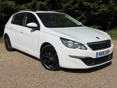 Second-hand Peugeot 308 Access 100 CP (73 kW) 2016 Alb Hatchback