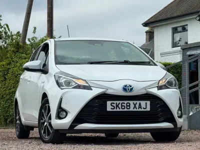 Used Toyota Yaris Hybrid 100 HP (73 kW) 2018