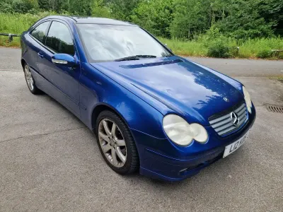 Used Mercedes C230 SE 2003 Blue Coupe