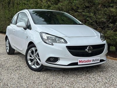 Used Vauxhall Corsa SRi 75 HP (55 kW) 2016 White Hatchback