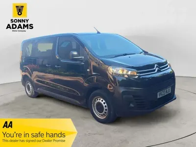 Używany Citroën Spacetourer Business Class 136 KM (100 kW) 2023 Czarny Minivan