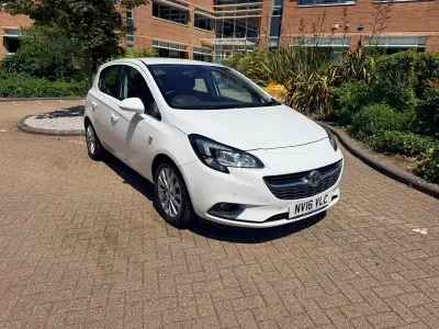 Used Vauxhall Corsa 90 HP (66 kW) 2016 White Hatchback