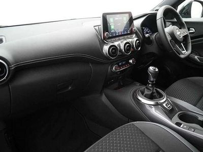 Used Nissan Juke N-Connecta 112 HP (82 kW) 2023 Black SUV
