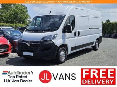 Second-hand Vauxhall Movano Edition 140 CP (102 kW) 2022 Alb