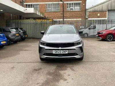 Second-hand Vauxhall Grandland X Ultimate 130 CP (95 kW) 2023 Gri SUV