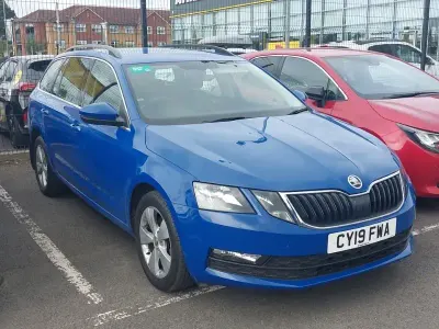 Used Skoda Octavia SE Technology 115 HP (84 kW) 2019 Blue Estate