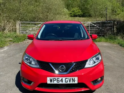 Używany Nissan Pulsar N-TEC 110 KM (80 kW) 2014 Czerwony Hatchback