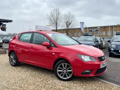 Begagnad Seat Ibiza I-Tech 105 HK (77 kW) 2014 Röd Halvkombi