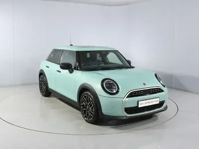 Used Mini Cooper S Hatch 201 HP (147 kW) 2025 Green Hatchback