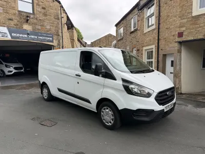 Used Ford Transit Custom 130 HP (95 kW) 2020 White Van