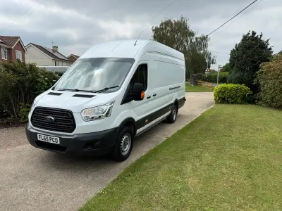 Used Ford Transit 125 HP (91 kW) 2015 White Van