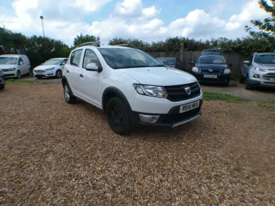 Used Dacia Sandero Ambiance 2014 White Hatchback