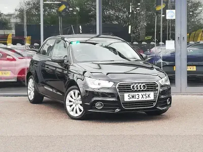 Begagnad Audi A1 Sport 86 HK (63 kW) 2013 Svart Halvkombi