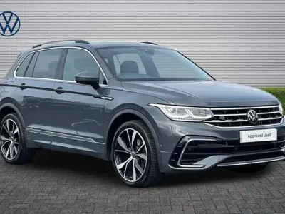 Usado VW Tiguan R-line 150 HP (110 kW) 2023 Cinzento SUV