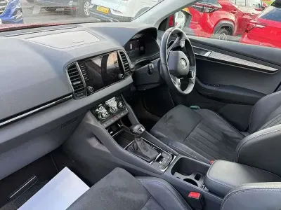 Gebraucht Skoda Karoq SE L 150 PS (110 kW) 2023 Rot SUV