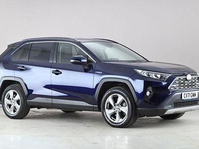 Usado Toyota RAV4 Design 218 HP (160 kW) 2025 SUV