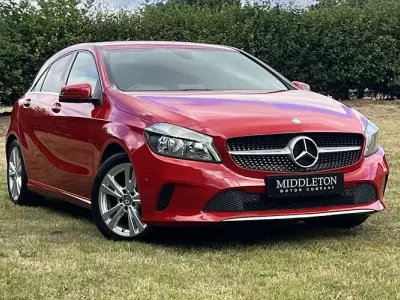 Used Mercedes A180 Executive 109 HP (80 kW) 2016 Red Hatchback