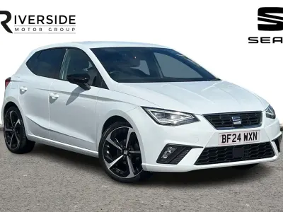 Used Seat Ibiza FR Sport 95 HP (69 kW) 2024 Glacial white Hatchback