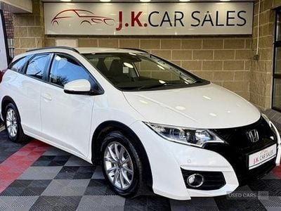 White Used 2015 Honda Civic SE Plus Estate | £6,495 (Fair price)