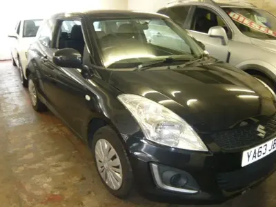 Used Suzuki Swift 94 HP (69 kW) 2014 Black Hatchback