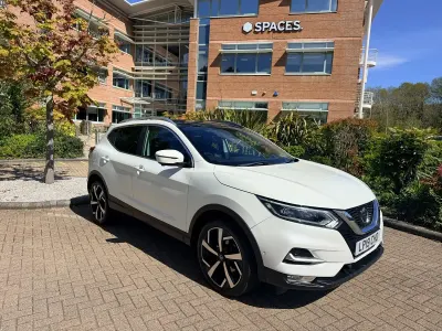Used Nissan Qashqai Tekna 140 HP (102 kW) 2019 White SUV