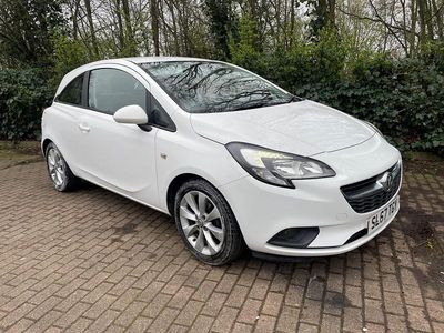 Used Vauxhall Corsa 75 HP (55 kW) 2017 White Hatchback