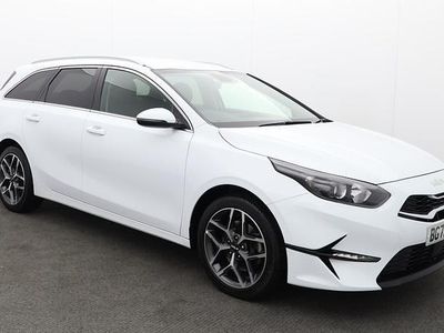 Used Kia Ceed 2022 White Hatchback