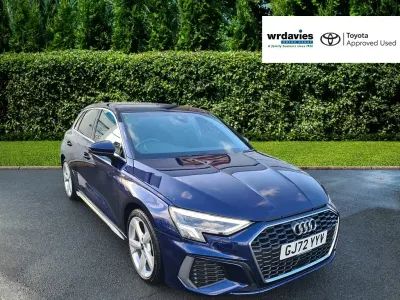 Używany Audi A3 S-Line 150 KM (110 kW) 2022 Niebieski Sedan/Limuzyna