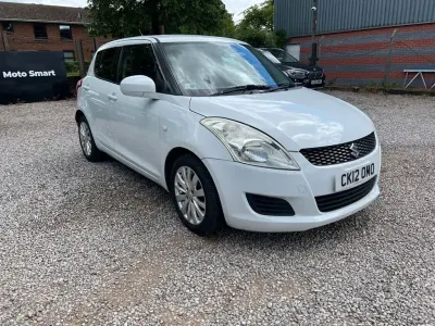 Used Suzuki Swift SZ3 94 HP (69 kW) 2012 White Hatchback