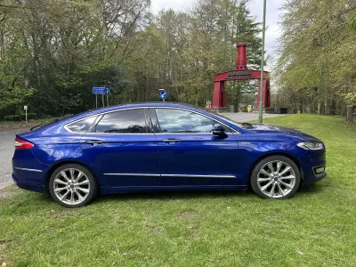 Used Ford Mondeo 150 HP (110 kW) 2018 Blue Hatchback