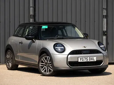 Used Mini Cooper Classic 114 kW (156 HP) 2025 Silver Hatchback