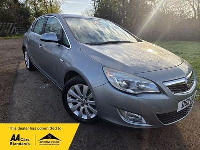 Silver Used 2011 Vauxhall Astra S Hatchback | £1,150 (Good price)