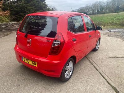 Used Hyundai i10 Classic 2013 Red Hatchback