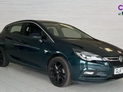 Used Vauxhall Astra Elite 150 HP (110 kW) 2017 Green