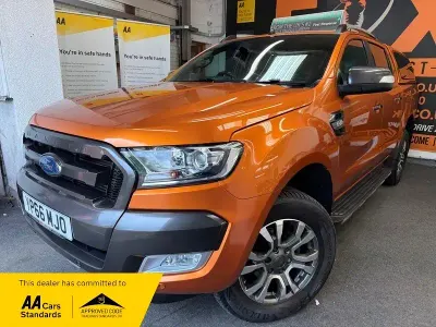 Usado Ford Ranger Wildtrack 200 HP (147 kW) 2016 Laranja Pickup