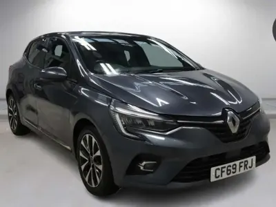 Używany Renault Clio V Iconic 2020 Szary Hatchback