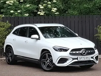 Used Mercedes GLA200 Executive 150 HP (110 kW) 2025 White SUV