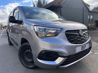 Used Vauxhall Combo Sportive 75 HP (55 kW) 2019 Grey MPV